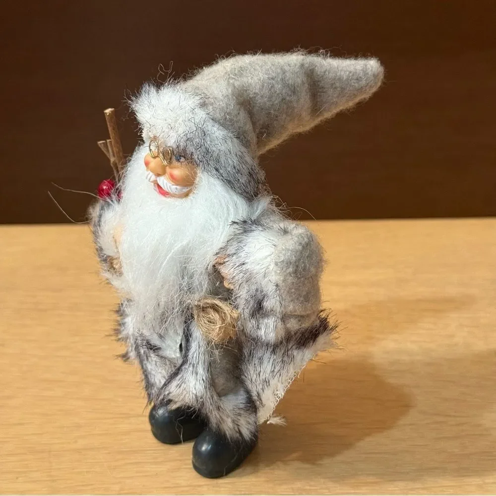 Vintage Old World Country Santa Figurine
